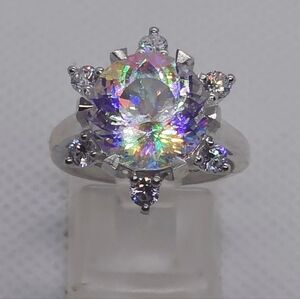 NWOT Rainbow Mystic Topaz Ring